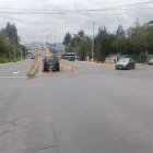 La AMT cerró la intersección entre las calles Lola Quintana y Alfredo Gangotena, en Conocoto.