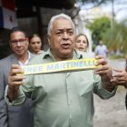 El abogado del expresidente panameño Ricardo Martinelli, Alejandro Pérez, fue registrado este jueves, 27 de marzo, al atender a la prensa, en Ciudad de Panamá (Panamá).