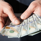 Superintendencia de Bancos alerta sobre 13 entidades financieras no autorizadas en Ecuador.