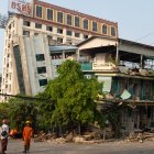 Rescatistas intensifican labores de rescate.