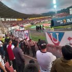 En la General Norte del estadio Alejandro Serrano Aguilar de Cuenca sucedió el hecho.