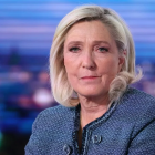 La política ultraderechista francesa Marine Le Pen en una entrevista tras su condena por malversar fondos del Parlamento Europeo.