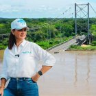 Marcela Aguiñaga es la prefecta del Guayas. La zona donde colapsó el puente está concesionada por una empresa que mantiene un contrato con la Prefectura del Guayas.