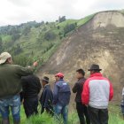 Consecuencia. Un deslave en la zona de Tablillas, parroquia Cebadas, cantón Guamote (Chimborazo), arrasó con todo a su paso.