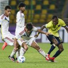 El volante tricolor Justin Lerma fue bien marcado por los venezolanos.