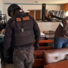 En la oficina administrativa del centro de rehabilitación se halló un arma de fuego.