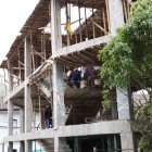 Según los vecinos, la construcción, que está ubicada en el centro de Guápulo, afecta el entorno patrimonial.