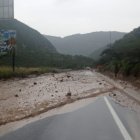 Río Pisque se desborda y afecta la Panamericana Norte en el sector Jerusalén