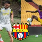 Octavio Rivero y Janner Corozo los ofensivos de Barcelona SC ante River Plate.