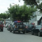 Con doce camionetas, agentes de control metropolitano patrullan Urdesa, que tiene la primera Estación de Atención Segura (EAS) de la ciudad.
