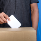 Los ciudadanos ecuatorianos tienen hasta las 17:00 horas para votar en la jornada electoral de este domingo 13 de abril.