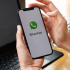 Usuarios en Ecuador y otros países reportaron errores al enviar mensajes por WhatsApp durante la caída global del servicio.