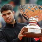 Alcaraz coronado como campeón del Masters 1000 de Montecarlo tras remontar al italiano Lorenzo Musetti.