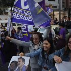 Simpatizantes de ADN celebran en Quito.