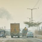 Contaminación. Los gases emitidos por los vehículos pueden ocasionar enfemedades cerebrales.