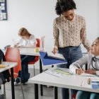 Docentes. Las instituciones superiores tienen el objetivo de formar profesionales en pedagogía en distintas áreas de conocimiento y emocionales.