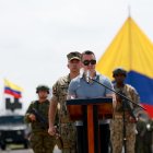 El presidente Daniel Noboa es uno de los objetivos de los atentados, según la inteligencia militar.