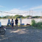 Los amigos y familiares de Freddy Castro a diario acuden al lugar, a esperas de respuestas.