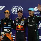 Max Verstappen (C), Oscar Piastri (d) y George Russell saldrán en ese orden en el Gran Premio de Arabia Saudí.