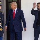 WASHINGTON.- El presidente de El Salvador, Nayib Bukele (derecha), visitó en la Casa Blanca a su homólogo estadounidense Donald Trump.