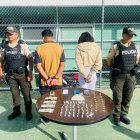 Operativos antidrogas en Quito permitieron la aprehensión de dos ciudadanos por el presunto delito de microtráfico.