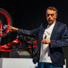 Albert Fàbrega, ingeniero y experto en Fórmula 1, participó en el foro “De la Fórmula 1 a las calles” organizado por Suzuki Ecuador