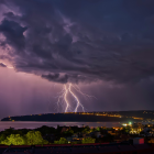 Tormentas eléctricas y chubascos aislados serán frecuentes en Guayaquil y Durán esta semana, según el Inamhi.