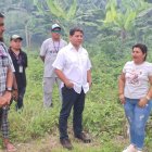 El ministro de Agricultura, Danilo Palacios, visitó Esmeraldas tras el sismo de magnitud 6.