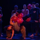 La obra fue puesta en escena originalmente en 2008 por el bailarin y guionista chileno Jorge Alcolea.