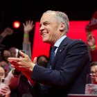 28/04/2025 19:10 (UTC)
Crédito:
EFE
Fuente:
EPA
Autor:
ERIC REID
Temática:
Política » Elecciones » Elecciones nacionales
El primer ministro canadiense, el liberal Mark Carney, celebra su victoria en las elecciones, en Ottawa, Canadá, el 28 de abril de 2025