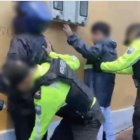 Operativos policiales en puntos estratégicos de Quito dejan detenidos y armas incautadas