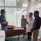 Situación. Las brigadas médicas han llegado a la zona después de reportarse el caso de los siete niños fallecidos. Hay menores que siguen hospitalizados.