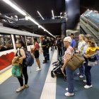 Metro. El sistema de transporte subterráneo opera desde diciembre de 2023 en la ciudad, con más de 73 millones de viajes en ese tiempo.