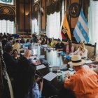 El Concejo cantonal de Guayaquil aprobó un nuevo endeudamiento con el Banco de Desarrollo de América Latina y El Caribe (CAF) para ejecutar obras viales.