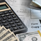 Con certificados y formularios, es posible solicitar al IRS reembolsos por créditos fiscales de un familiar fallecido