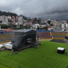 1.200 trabajadores han participado en el montaje del escenario, uno de los más grandes en realizarse en el país.