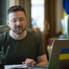 Volodímir Zelenski, presidente de Ucrania, durante su mensaje de felicitación a Daniel Noboa en redes sociales.