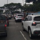 Los cierres viales provocan intenso tráfico en vía a la costa