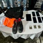Evidencias. Policía encontró celulares y sustancias ilícitas.