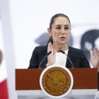 La presidenta de México, Claudia Sheinbaum, habla durante su rueda de prensa diaria.