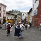 La falta de control en el espacio público del Centro Histórico no solo pone en riesgo la estética urbana, sino el derecho a disfrutar de una ciudad ordenada y segura.