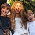 Shakira junto a sus hijos Milan y Sasha
