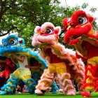 Espectáculo. Los bailarines del Colegio Internacional Chino ‘Si Miao Wei Hua’ interpretaron la danza del león; esta coreografía fue la primera de varias presentaciones culturales china.