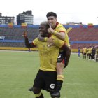 Gabriel Cortez, de Barcelona, anotó el primer gol en el duelo en el estadio Atahualpa ante Universidad Católica