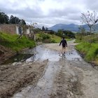 En varios tramos del barrio Los Rosales de Belén se evidencia la acumulación de aguas residuales.