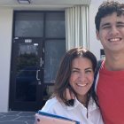 Wendy Rosillo con su hijo.