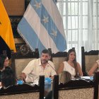 Tatiana Coronel, nueva vicealcaldesa de Guayaquil (blusa blanca).