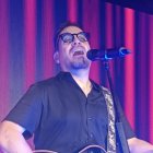 Juan Fernando Velasco cantó temas de Julio Jaramillo, con quien compartió escenario gracias a la inteligencia artificial