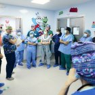 ONG. La Fundación El Cielo para los Niños realiza cirugías gratuitas de escoliosis, estrabismo, y da protesis a necesitados en el país.