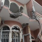 Tres fachadas fueron afectadas por atendado.